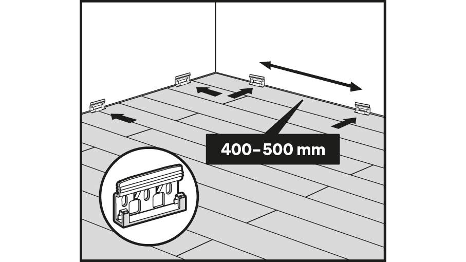 Fußleisten-Klipps im Abstand von 40-50 cm anbringen