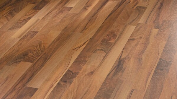 Laminate flooring MeisterDesign. laminate LC 55 Walnut 211