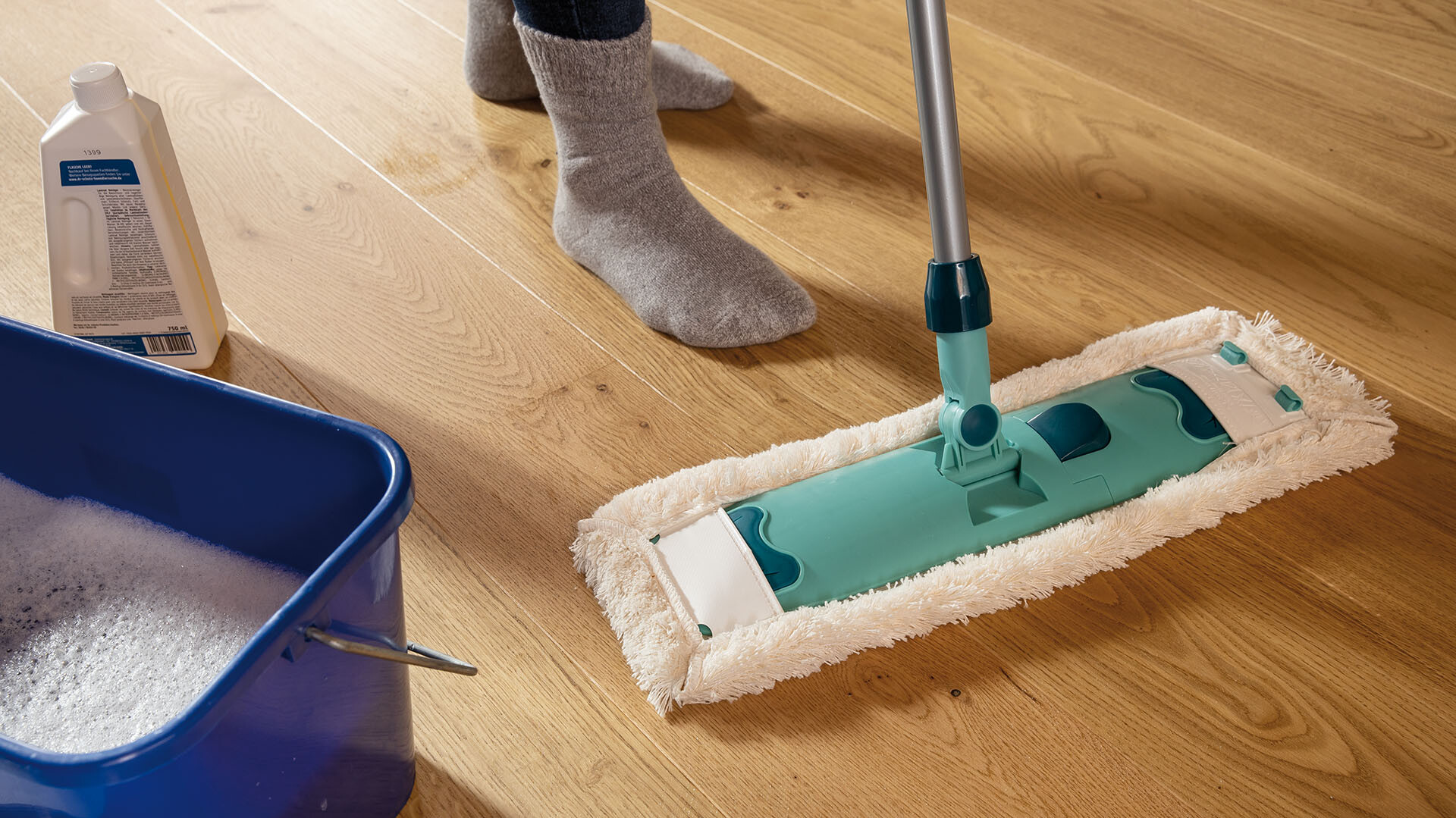 Bien nettoyer le parquet avec des produits naturels