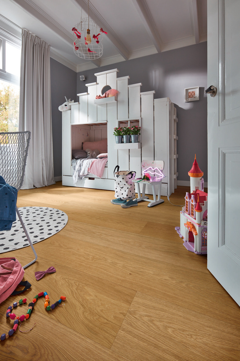 Lindura wood flooring Natural oak 8913 MEISTER