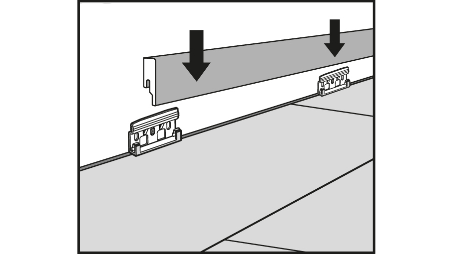 Fußleiste auf die Klipps stecken Fußleiste auf die Klipps stecken