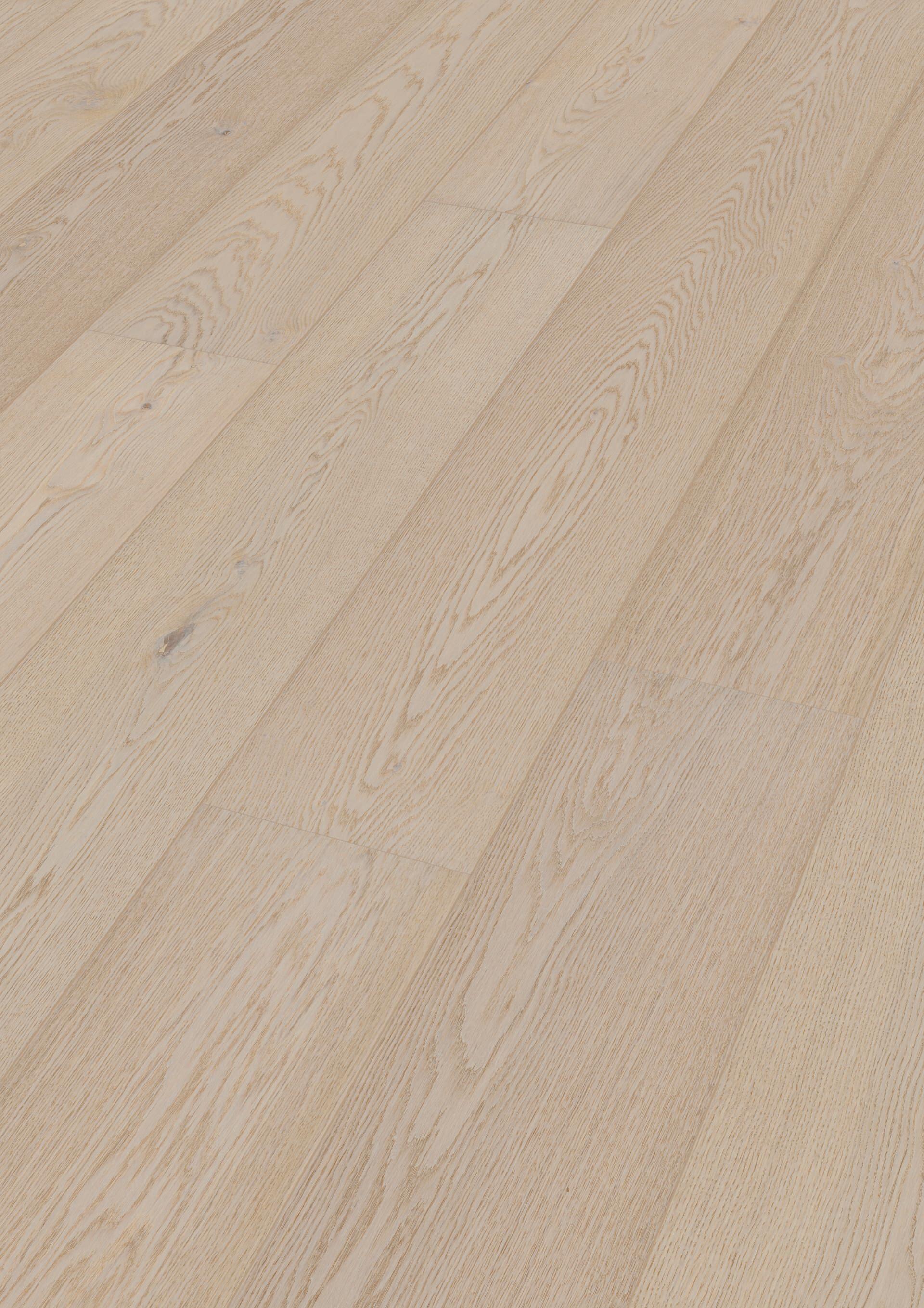 Natural Arctic White Oak 8735 Meister, Natural Oak Effect 3 Strip Laminate Flooring