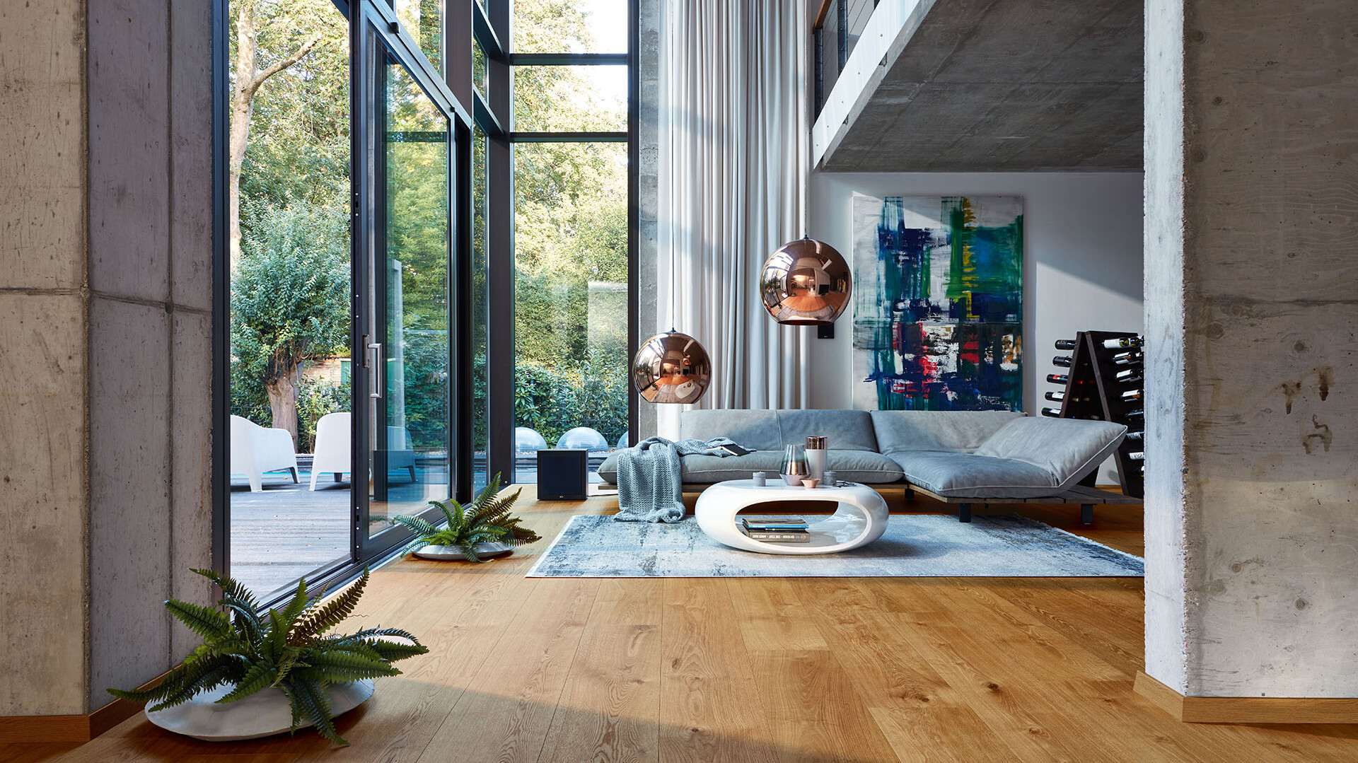 Lindura-Holzboden in einem Wohnzimmer