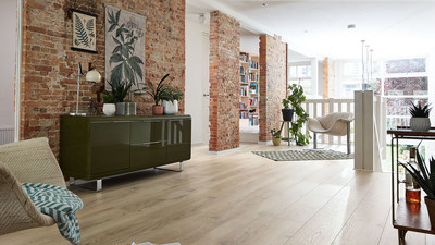 Laminate plank flooring